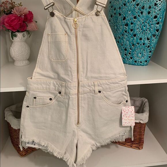 🔥Host Pick Free People Sunkissed Shortall Denim Overall Zip Off White Size 2 - Picture 3 of 12